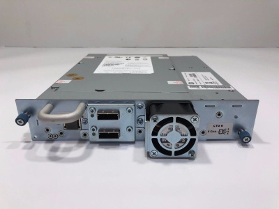 Фото Ленточная система хранения HP Enterprise QR555AT